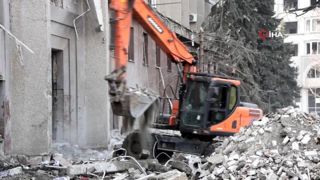 Mikolayiv'de vurulan valilik binasında can kaybı 15'e yükseldi