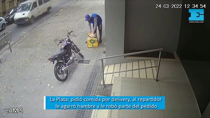 Hambriento repartidor se comió parte del pedido de su cliente previo a entregarlo