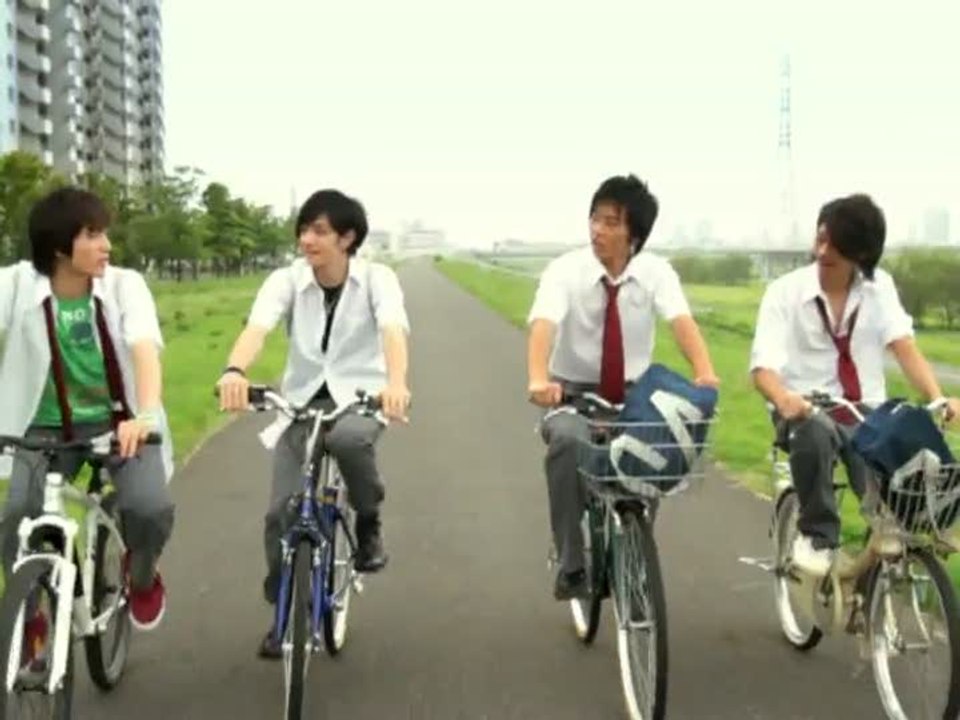 Ace Combat Joint Assault : Pub japonaise