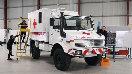 Armoured ambulances for Ukraine made in Goole 30-3-22