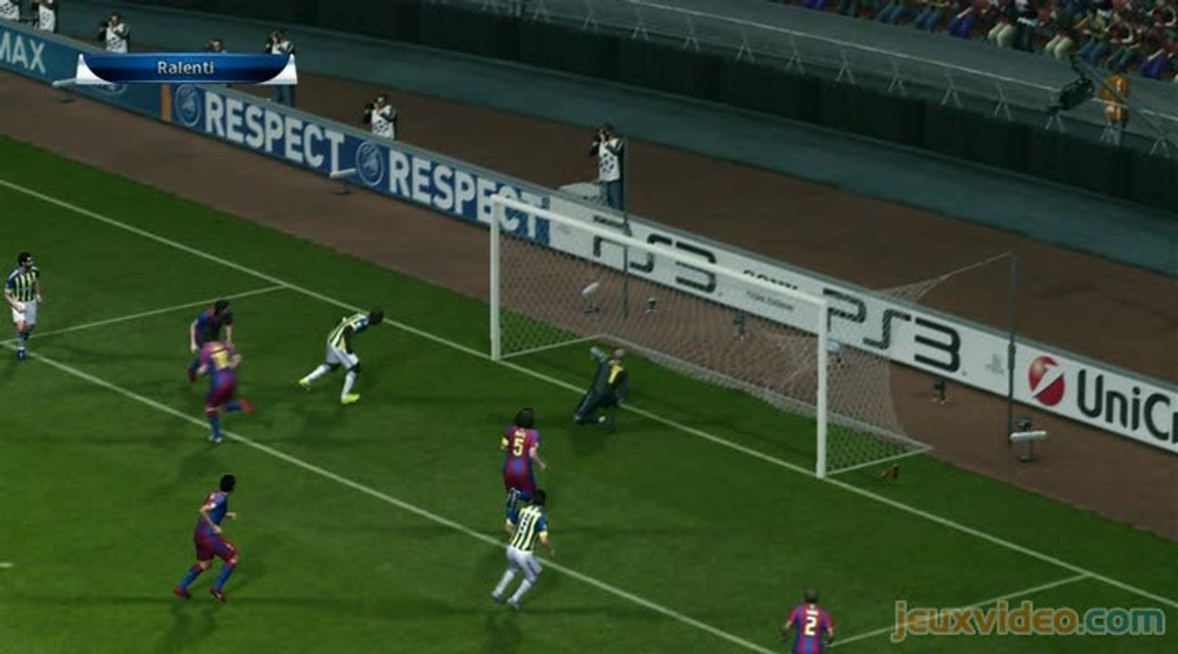Pro Evolution Soccer 2011 : Niang a la tête dure