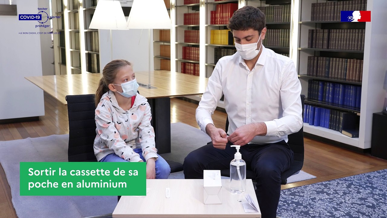 Covid-19 : réalisation d'un autotest par un enfant (auto-prélèvement)
