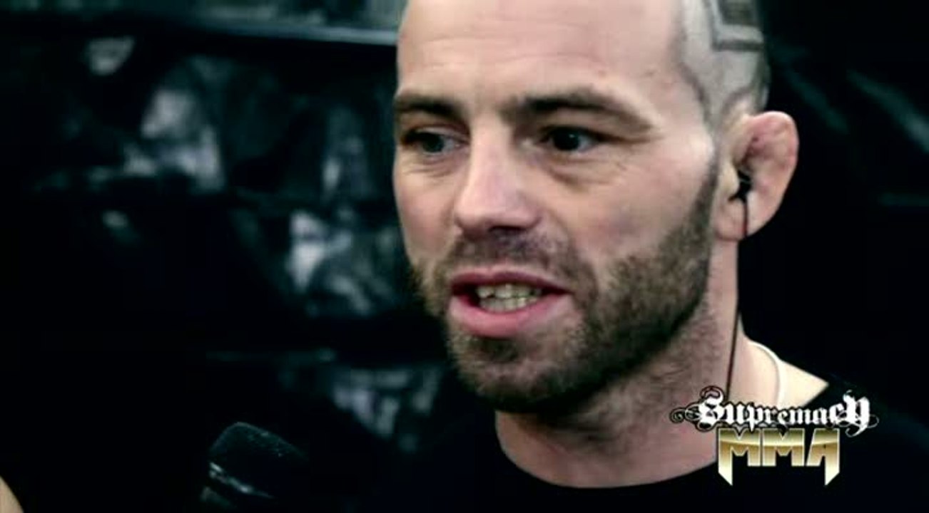 Supremacy MMA : Jens Pulver au micro