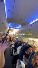 45 yılın ardından emekli olmak için son uçuşunu gerçekleştiren pilotun yolculara yaptığı konuşma