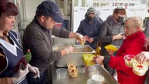 AFAD'ın Ukrayna'nın Lviv kentinde sıcak yemek yardımları devam ediyor