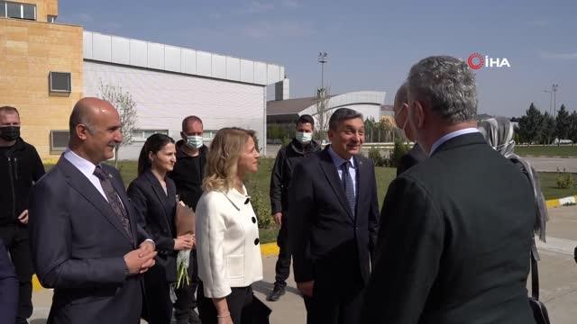 AK Parti Genel Başkanvekili Kurtulmuş: Hendek olaylarına destek vermeyen Batman halkına teşekkür ediyorum