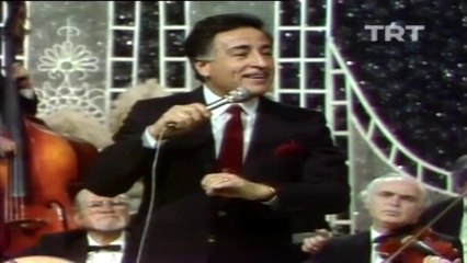 Yaşar Özel / Aşkınla sürünsem yine aşkınla dirilsem