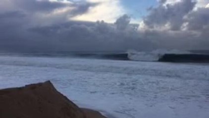 STOCKTON BEACH: JUNE 5