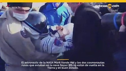 El astronauta de la NASA Mark Vande Hei está de vuelta en la Tierra después de un año récord en el espacio exterior.