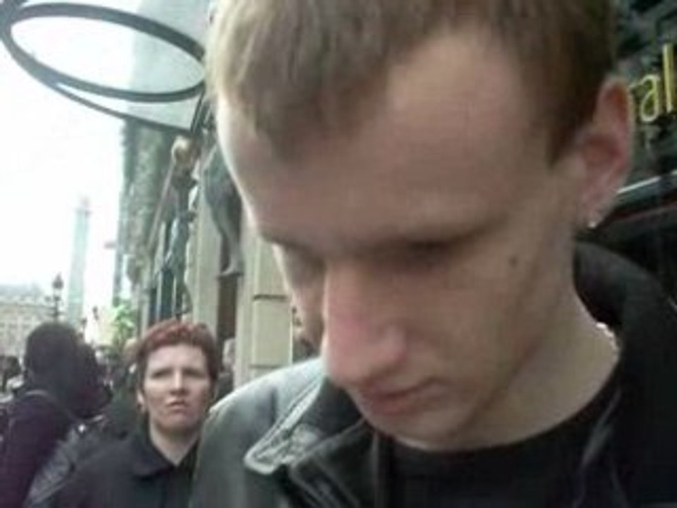 Lionel et moi devant l'hotel des TOKIO HOTEL