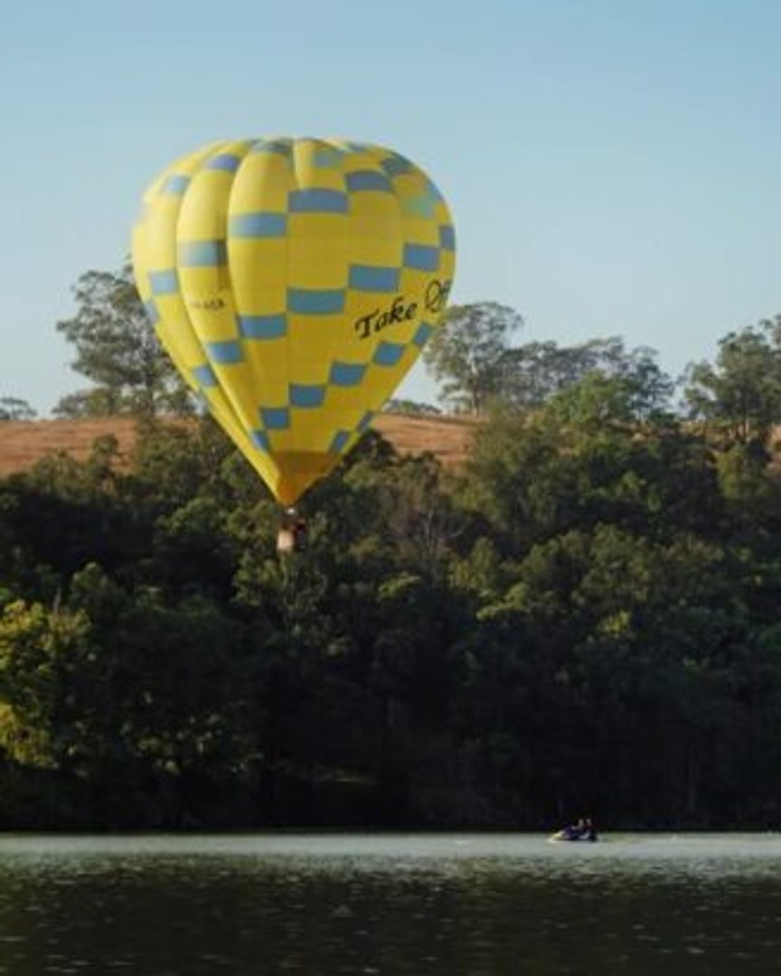 Action compilation of all dive angles