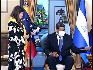 Presidente Maduro otorgó orden Francisco de Miranda a embajadores de Nicaragua y Sudáfrica