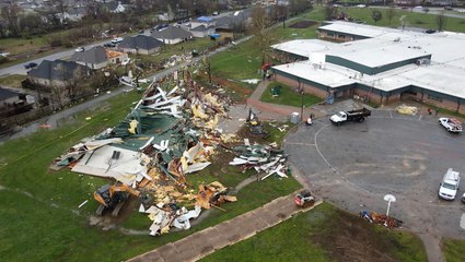 School badly damaged by Arkansas tornado