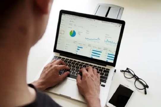 Consultor e palestrante de empresas no Nordeste, dá dicas sobre empreendedorismo digital