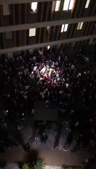 İmamoğlu'ndan öğrencilerin eylemine destek