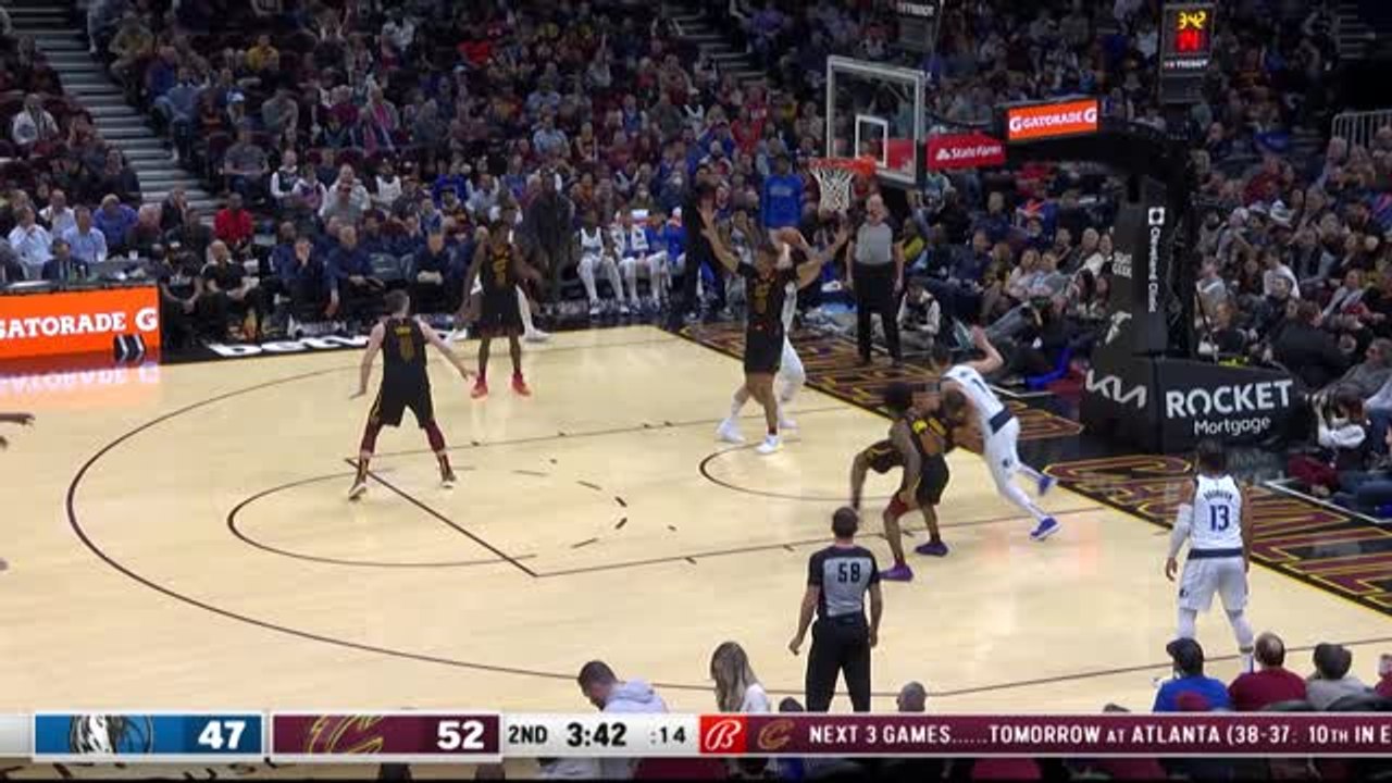 Highlights: Doncic lässt Brown alt aussehen