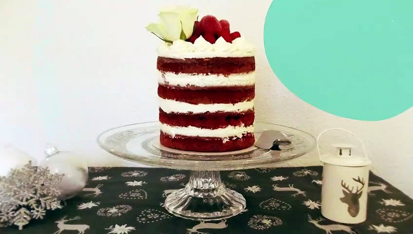 Red velvet naked cake aux framboises