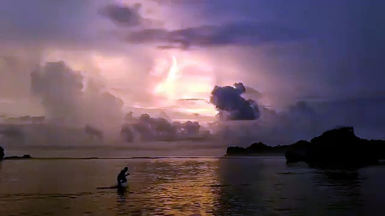 Sunset di Pantai Kondang Merak Malang