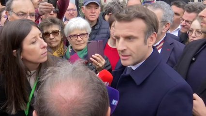 "Je ne les banalise pas": Emmanuel Macron dit "combattre avec force" l’extrême droite et "le tandem" Le Pen-Zemmour
