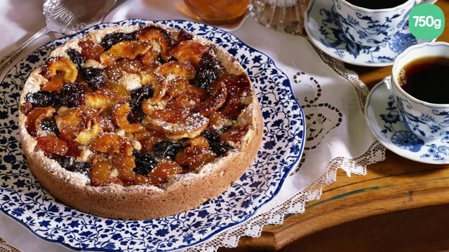 Tarte aux fruits secs, abricots et dattes