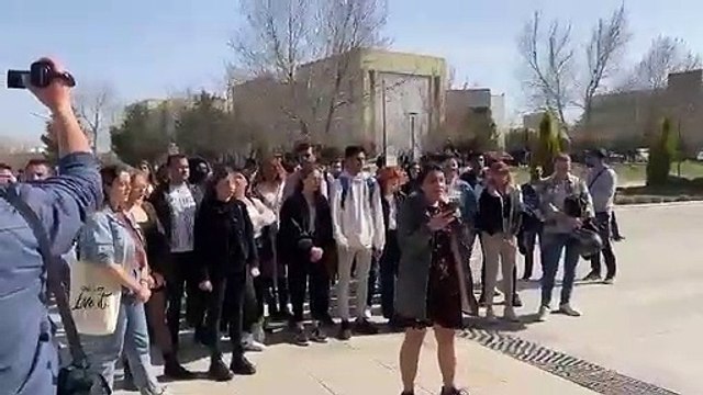 Uşak Üniversitesi öğrencileri yemek zamlarına tepki gösterdi
