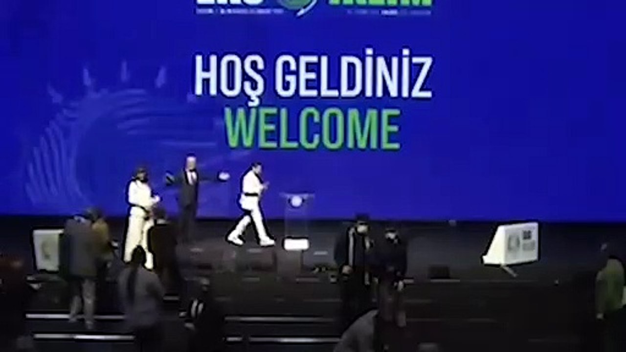 Kenan Doğulu: Bu kadar bürokratı yakalamışken m...