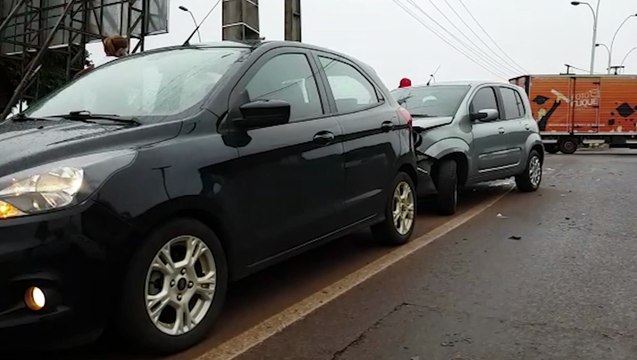 Rua Jacarezinho registra mais um acidente de trânsito nesta manhã