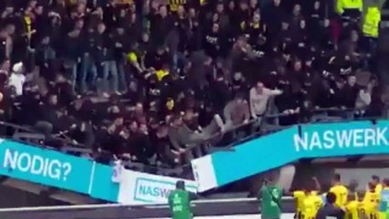 Hollanda'da tribün çöktü