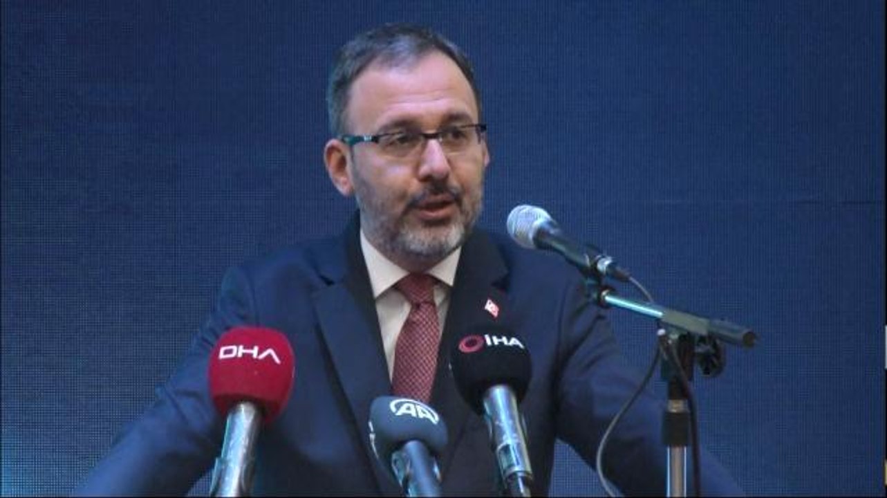 Bakan Kasapoğlu: "2020-2021 öğretim döneminde 'Gönüllülük' dersinin seçmeli ders olarak okutulmasını hep birlikte sağladık"