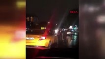Otomobilin camını yumrukladı, küfürler yağdırdı! İstanbul'da taksici dehşeti