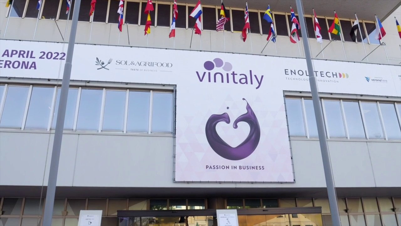 Vinitaly, 4.400 aziende da 19 Paesi per la 54^ edizione