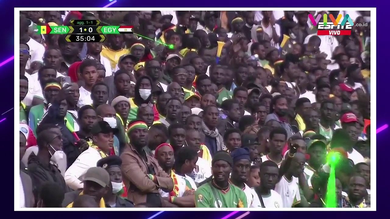 BRUTAL! Mo Salah Jadi Korban Laser Fans Senegal