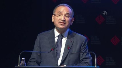 Adalet Bakanı Bozdağ, "İslamofobi" makale yarışmasının ödül töreninde konuştu (1)
