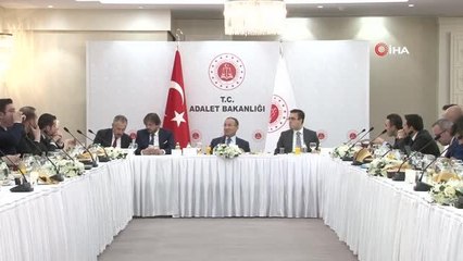 Bakan Bozdağ: "Ankara Cumhuriyet Başsavcılığımız 23 Mart'ta yakalama kararı çıkarttı ve bunlarla alakalı gerekli arama taramayı yaptı ama bilinen...