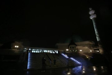 Balkan Müslümanları ilk teravih için camilere akın etti