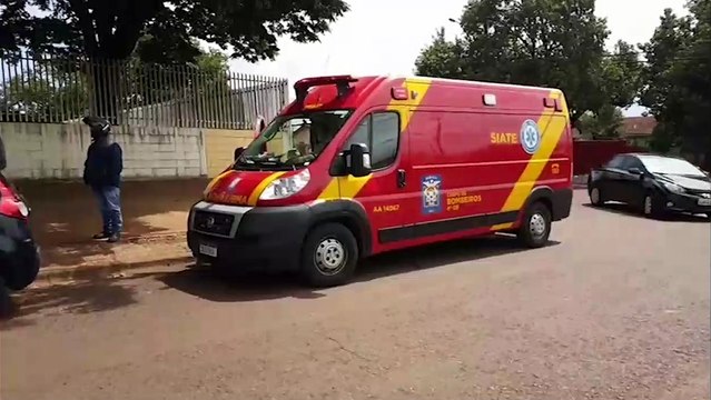 Jovem fica ferido ao ser atingido por golpe de faca no Floresta