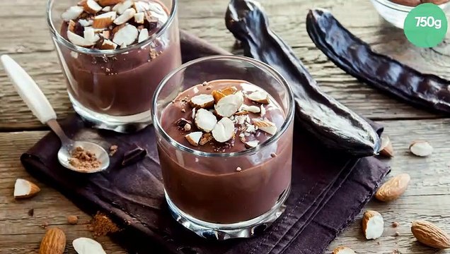 Mousse au chocolat et poudre d’amandes