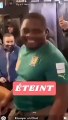 Ce supporter camerounais se fait chambrer par les supporters algériens et va avoir sa revanche