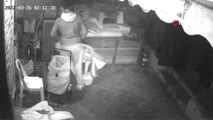 Ümraniye'de mahalleyi mesken tutan hırsızlar önüne geleni böyle çaldı