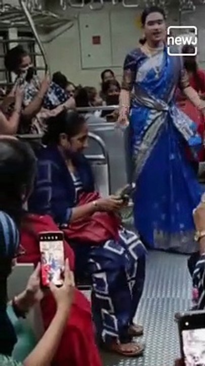 बघा आपल्या जबरदस्त नृत्यकलेनं मुंबईकरांचं मनोरंजन करणाऱ्या लक्ष्मी शर्मा यांचा हा डान्स व्हिडिओ.