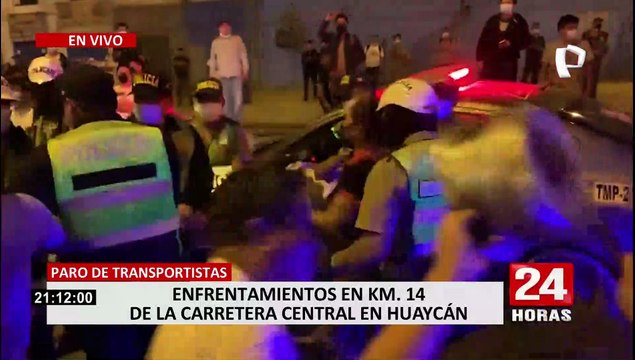 Paro de transportistas: manifestantes se enfrentaron a la policía en la Carretera Central en Huaycán