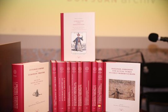 Viyana'da Osmanlı İmparatorluğu ve Avrupa Tiyatrosu başlıklı konferans