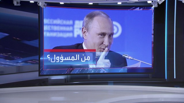 عشرات الأوكرانيين يقفون في طوابير للحصول على الخبز