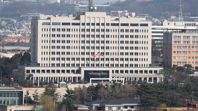 국방부 용산 청사 이전, 단계적 계획 수립 중 / YTN