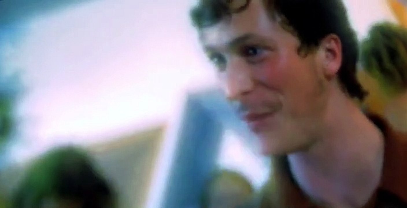 Six Feet Under S04 E01