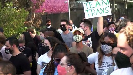 EUA: pessoas trans vão poder marcar seu gênero com um 'X' em passaportes