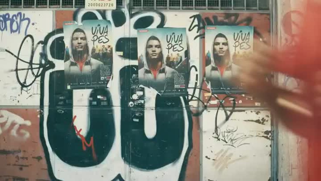 Pro Evolution Soccer 2013 : Pub anglaise