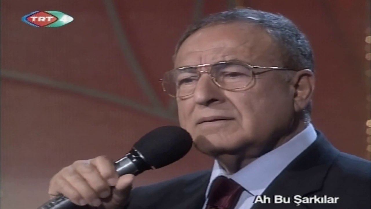 Yaşar Özel / Seni ne çok sevdiğimi söylesem de bilemezsin