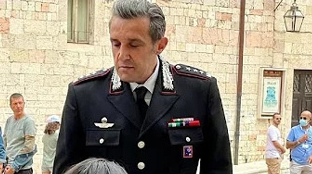 Anticipazioni Don Matteo 13, Flavio Insinna svela un retroscena: Sono stata scambiato per un carabi
