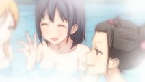 Kokoro Connect : Yochi Random : Des écolières à moitié nues qui papotent...